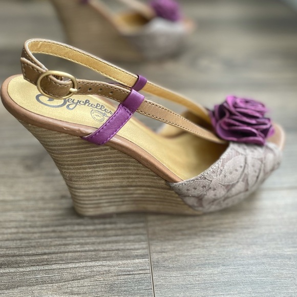 Seychelles Joan Flower Purple Wedge Sandal | 8 - Picture 1 of 8